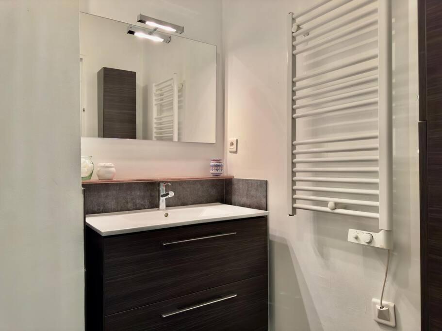 Maison Au Calme 2 Chambres Terrasse Clim Parking Gratuit مونبيلييه المظهر الخارجي الصورة